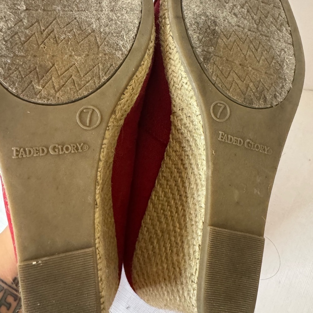Faded Glory Women's Red Peep Toe Shoes Size 7 Fast Shipping Y2K Vintage - Picture 13 of 16